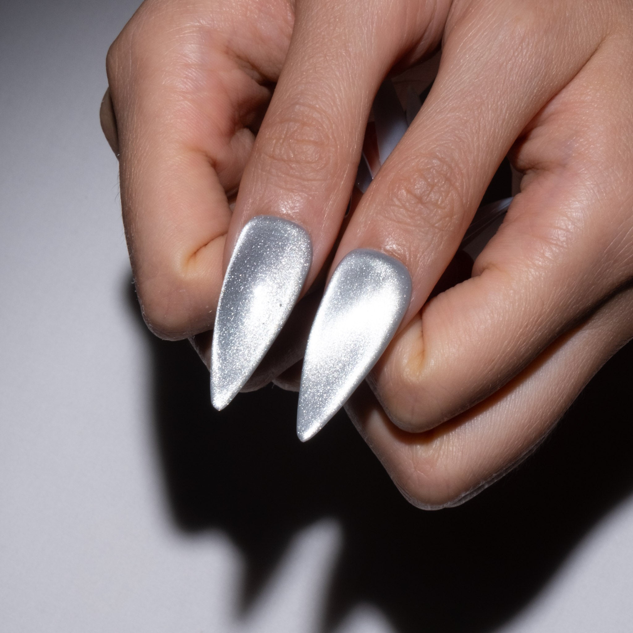 Durable Cat Eye Stick On Nails