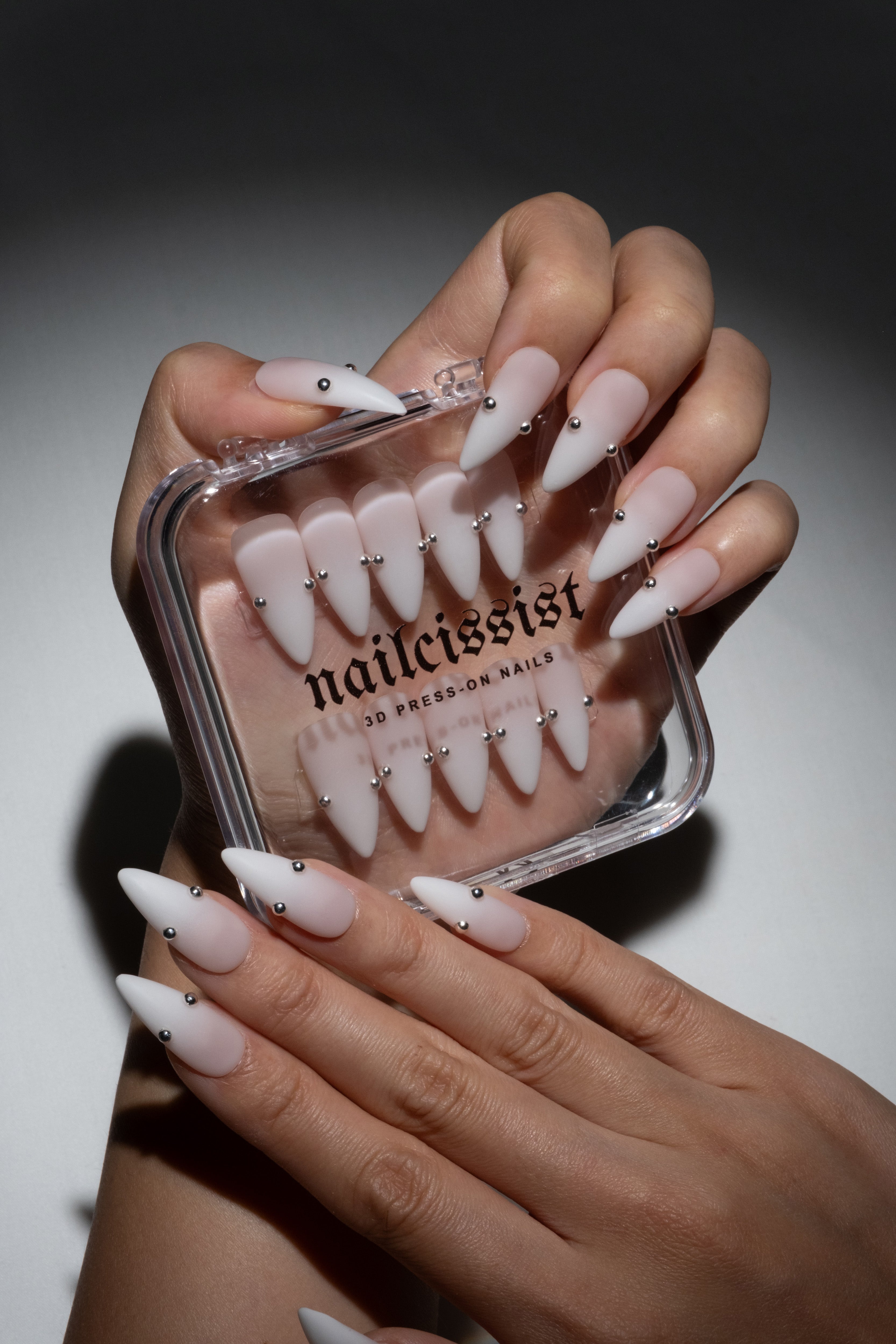 完成品 1点もの white natural stone nail Stone – NAILCISSIST