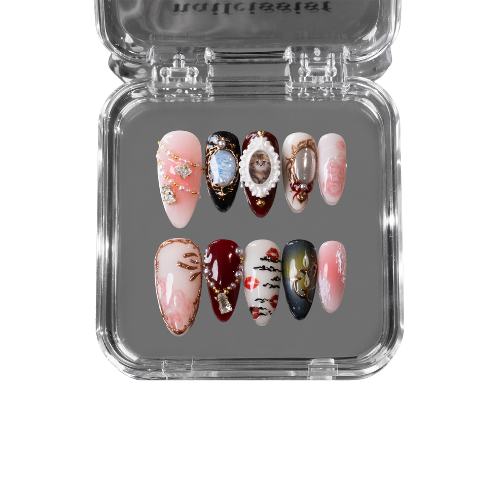 secret-admirer-nailcissist