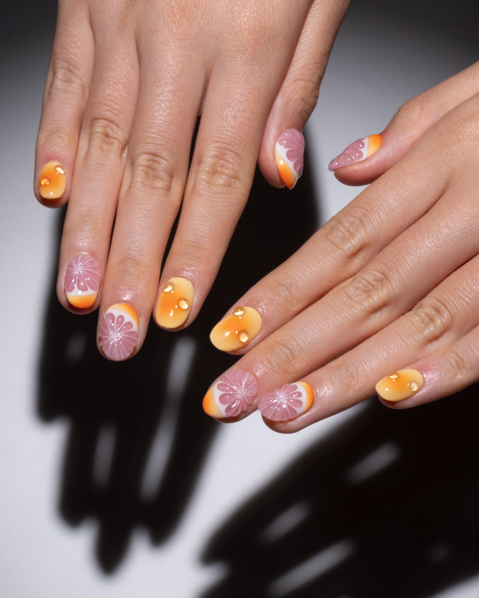 short press on nails